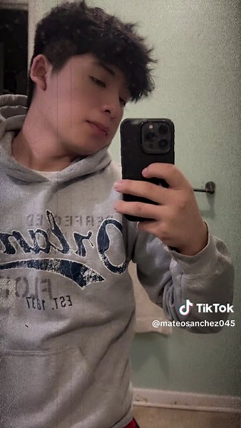 Hypnotic Mateo Edit - Experience the Flow