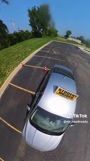 Save this video for parallel parking and passing your road test! #parking #parallel #roadtestperp #studentdriver #roadready #mrroadready #detroit #studentdriver #detroitbusiness #mrroadready #safety #drivereducation #driversed #drivingtips #Car #tip #safedriving #roadsafety #trafficawareness #fyp #DefensiveDriving #DrivingTutorial #DrivingSkills #Explorepage #DrivingInstructor #Driver