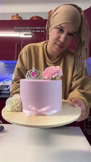 Réalisation d'un gâteau princesse en chocolat : décoration et tarif