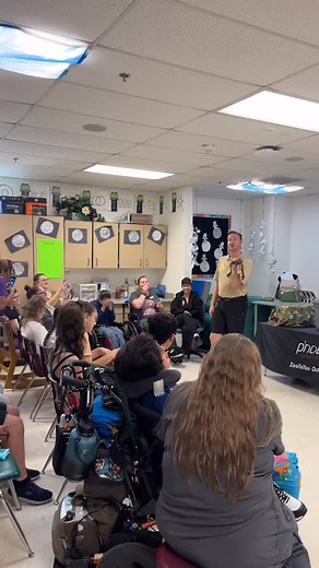 1.4K views · 37 reactions | The Phoenix Zoo visits our Special Education classes 黎者 Thank you PHX Zoo! @phoenixzoo | Queen Creek High School | Facebook