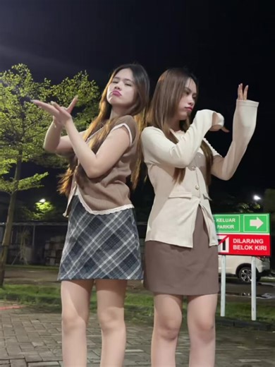 Angelin lambert (@elaalinlambert)’s videos with suara asli - San