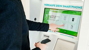 Vorsicht am Bankautomaten – fieses Programm erkennt Pin beim Geld abheben