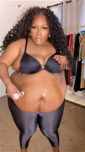 I’m about to post the full video on my page. It’s up on my TikTok account tho: damsel in allure ❤️ I did this to feel more comfortable in my shapwwear not to flatten my stomach #damselinallure #shapewear #plussize #biggirl | Damsel In Allure