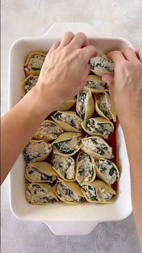 Spinach Stuffed Shells | The Recipe Critic