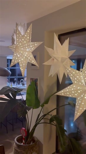 Vicki Elibank House Build on Instagram: "My festive season might be a mix of bows, sparkle and a million moving parts… but nothing beats the little ones’ faces when these stars switch on ✨ Elibank magic for the whole family. Remote controlled fun. Link in stories ⭐️ hung with small command hooks and fish wire from my Halloween decs. We also amazing for hanging birthday balloons 🎈 #christmas #festiveseason #christmasdecorations #familyhome #home #newbuild #ireland #elibankhouse"