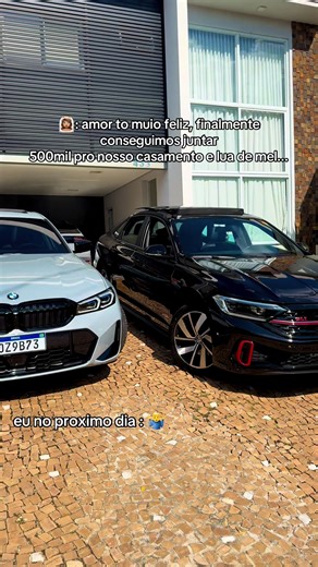 qual das duas e mais nave em?😂😂😂😂 . . . . . . #jettagli #carros #fyp #viral #jetta