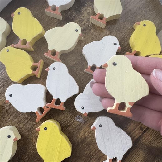 Watch Wooden Easter Chicks Table Decor, Farmhouse Spring Decoration on Amazon Live