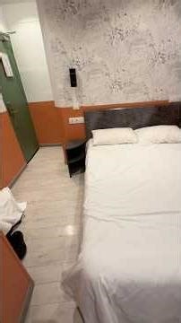 $94 hostel room tour at the Caulaincourt Square Hostel in Paris during July 2025
