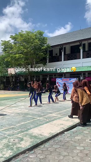 tarlalu solid atau apa nih guys🥰 #tariktambang #fypシ゚ #foryouu #solid #xyzbca #lombaagustusan