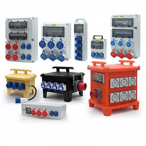 [Hot Item] Electrical Power Plastic Distribution Box Black Rack Electrical Distribution Box 12V Switchboard Distribution Box Waterproof