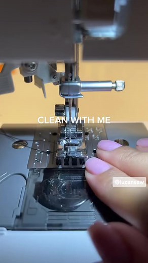 Clean with me #sewingmachine #sewing #sewingmachinecleaning #sewinghacks #sewingtricks #sewingtips #sewingpattern | Lucansew