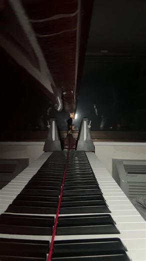 I’m hypnotizing you #whiterabbit #spooky #creepy #eerie #lorenzovaccaro