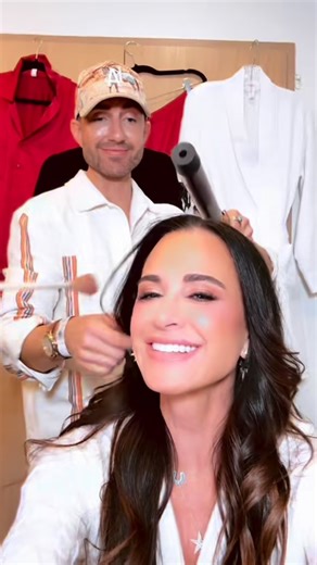 Kyle Richards on Instagram: "This was so fun! @skims @kimkardashian @krisjenner @kathyhilton @snoopdogg 🎄 Hair @chrisrussellhair Make up @alyciagarciamua Jewelry @nicolerosejewelry @foundrae @melindamaria_jewelry"