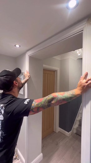 2.6M views · 10K reactions | Installing architraves (Biscuit Joint) #reels | The Home Improvements Channel Uk | Facebook