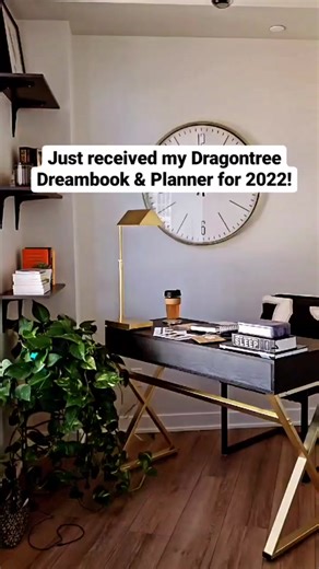 Santa’s favorite planner? #2022planner #plannercommunity #planneraddict