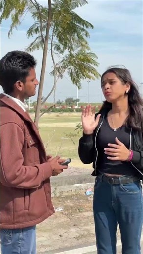 iska boyfrind hi nhi hai 😅😀#viral #love #youtubeshorts #explorepage #comedy #viralvideo #funny