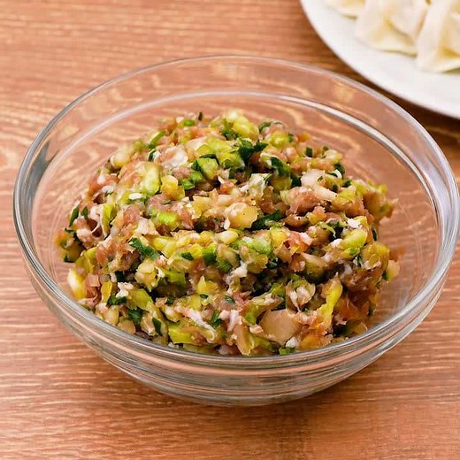 料理の基本！ 餃子の餡のレシピ動画・作り方 | デリッシュキッチン