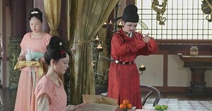 China's largest studio backlot adapts to vertical-screen trend amid micro drama booms