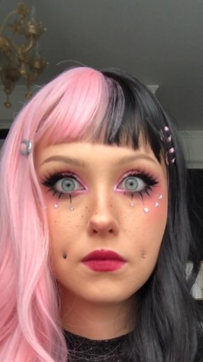 Cheek Piercing Scars and Styles