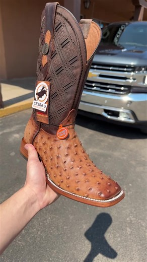 Chero’s Premium Exotic Ostrich Scorched Brandy • cherosboots.com #westernwear #cowboyboots #westernboots #ostrichboots #botasdeavestruz