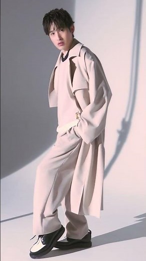 ジャニーズショップ【浜中文一】ポートレートシリーズ発売！メイキング動画をお届けします。商品の詳細は公式Twitter、公式オンラインサイトをご覧ください。 #shorts