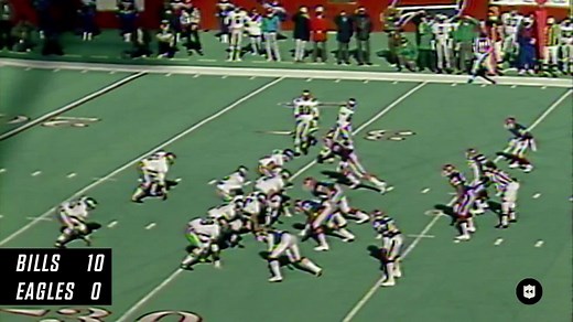 NFL Throwback: Jim Kelly vs Randall Cunningham in 1990