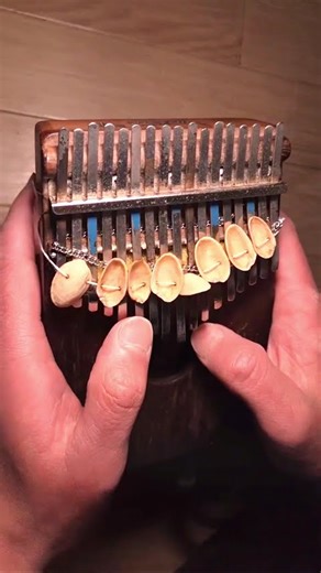 これは全部カリンバの音です。