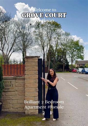 NEW PROPERTY FOR SALE 🚨 Looking for low-maintenance, modern living in a convenient location? This stylish apartment could be just what you’ve been waiting for 👀 📍 Grove Court, Worksop 💰 £135,000 Secure Gated Development | First Floor Apartment | Modern Open Living 2 Bedrooms | Principal Bedroom with Dressing Area | Contemporary Bathroom | Built-In Storage & Utility Space 🌿 Pleasant Outlook Over Green Space & Trees 🚗 Allocated Parking Space 📍 Walking Distance to Worksop Town Centre | Shops