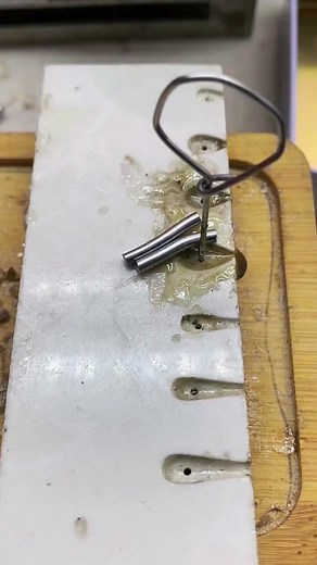 Jewelry-Making Techniques Using Curved Tweezers