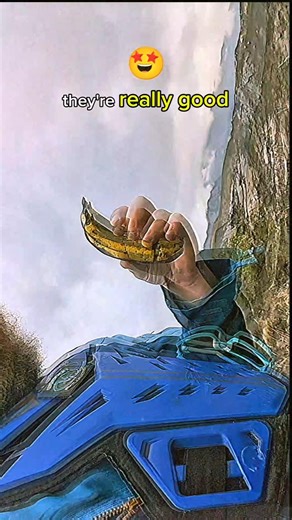 Alien Survival Diet: The Grass Banana 🍌🪐 #space #influencer #hot #weirdcore #documentary