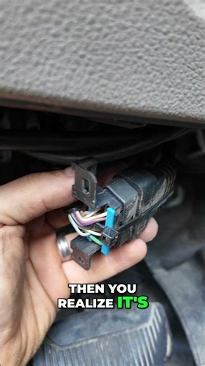 HIDDEN GPS Tracker FOUND on my COPART Truck