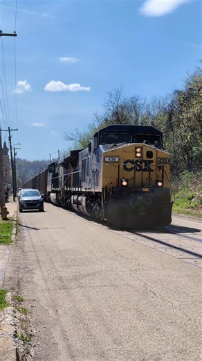 CSX 438 #shorts #train #railway #railroad #norfolksouthern #csx #railfan
