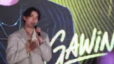 Mc : Knpa ga bawa anakmu ke sini? 🐧: Aku cuma bawa piyamanya doang. Anakku ga dibawa, soalnya klo dibawa harus mesen banyak banget kursi buat dia DADDA😩KAN SI POPS BOSS TAMBANG😩Harusnya easy lahh klo mesen seat banyak buat dudut🫢🤏🏻#JossGawin