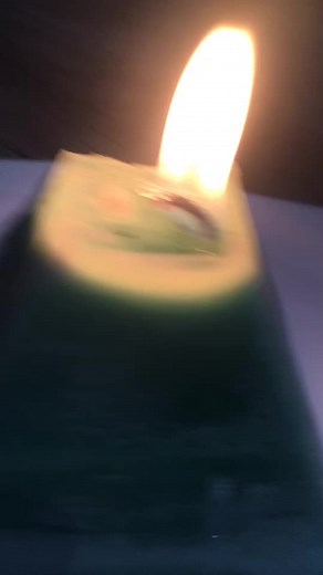 My first crystal I think it’s amethysts #crystal #crystaltok #witch #witchcraft #fyp #protection #amethyst