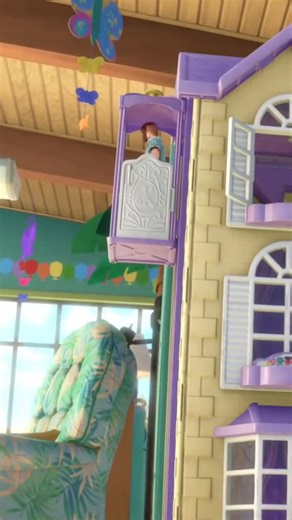 61K views · 1.1K reactions | #megamind #dreamworks #pixar #disney #disneyplus #movie #movies #film #films | Lemuel Geek English | Facebook