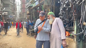 Bob Edelstein journeyed from New York to Dhaka for my exclusive one-on-one photography workshop. So far, students from 50 different countries around the world have honed their skills under my guidance in Bangladesh. Interested in joining? Email akashphoto@gmail.com Experience personalized instruction and immersive learning in culturally rich locations over six days. #photography #workshop #education | GMB Akash