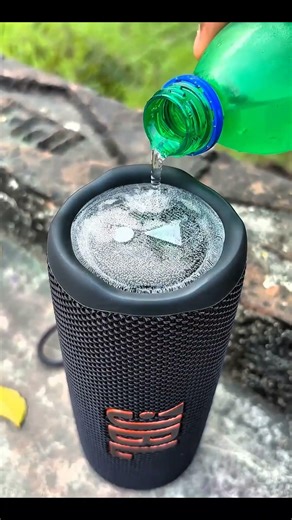 Sprite vs JBL Flip: Clear Bass, Clear Fizz! 💚🔊