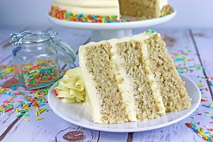65K views · 249 reactions | We all need the perfect vanilla cake recipe to rely on for consistency, moistness, fluffiness and versatility &HERE IT IS! The Best Vegan Vanilla Cake Recipe EVER! https://www.gretchensveganbakery.com/the-best-vegan-vanilla-cake-recipe/ | Gretchen's Vegan Bakery | Facebook