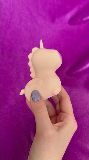 Sleek horse-shaped vibrator for women—a bold blend of style, power, and pleasure. Ride your vibe.