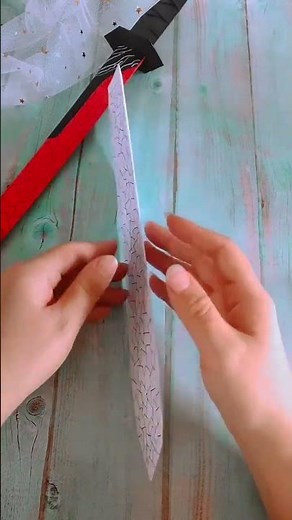 How to Make a Paper Sword That Looks Real!