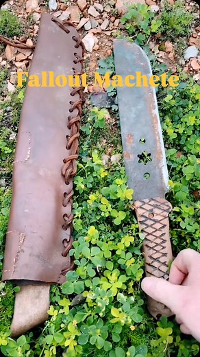 Homemade Apocalypse machete made from a mower blade #fixedblade #machete #fallout #fallout4 | Chris Cantrell