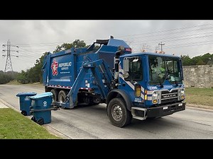 Republic Services: Mack MRU Heil DuraPack Python Garbage Truck
