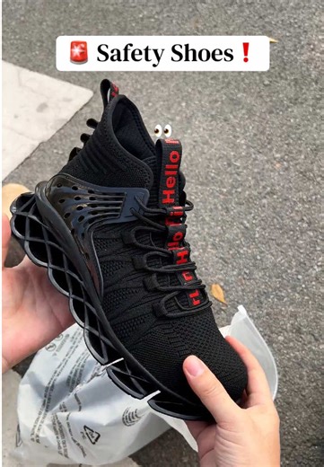 Stylish Steel-Toed Shoes for Improved Safety