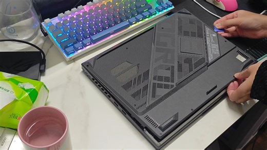 新的一年，ROG加装内存固态