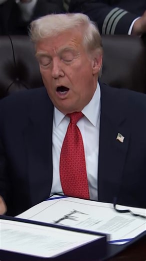 President Donald Trump on Wednesday night in the Oval Office signed a bill to reopen the government after the longest shutdown in history. http://www.koco.com/article/government-shutdown-ending/69416018 | KOCO 5 News