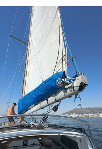 Sailing Adventures in Cape Town's Stunning Winds