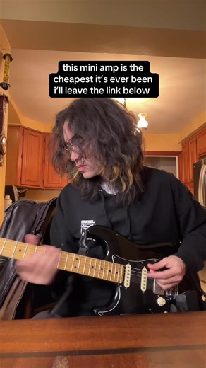 Affordable Mini Guitar Amplifier for Spotify Jamming