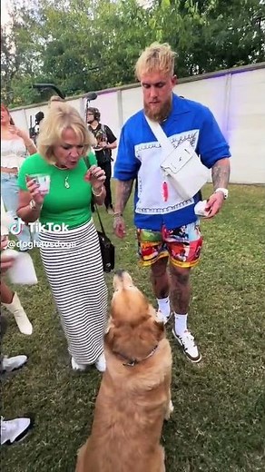 Jake Paul and Mom Feed Thor!