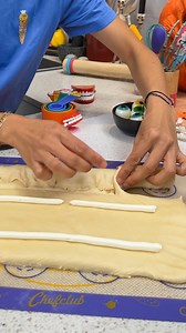 310K views · 406 reactions | Boo-tiful Ghost Cake! A hauntingly sweet surprise awaits inside  | Chefclub Network | Facebook