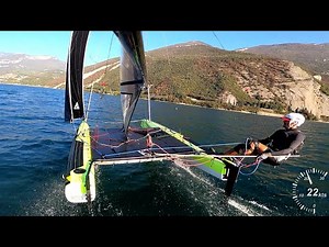 iFLY RAZZOR Pro – Efficient Foiling Dynamics in Ultra Light Wind